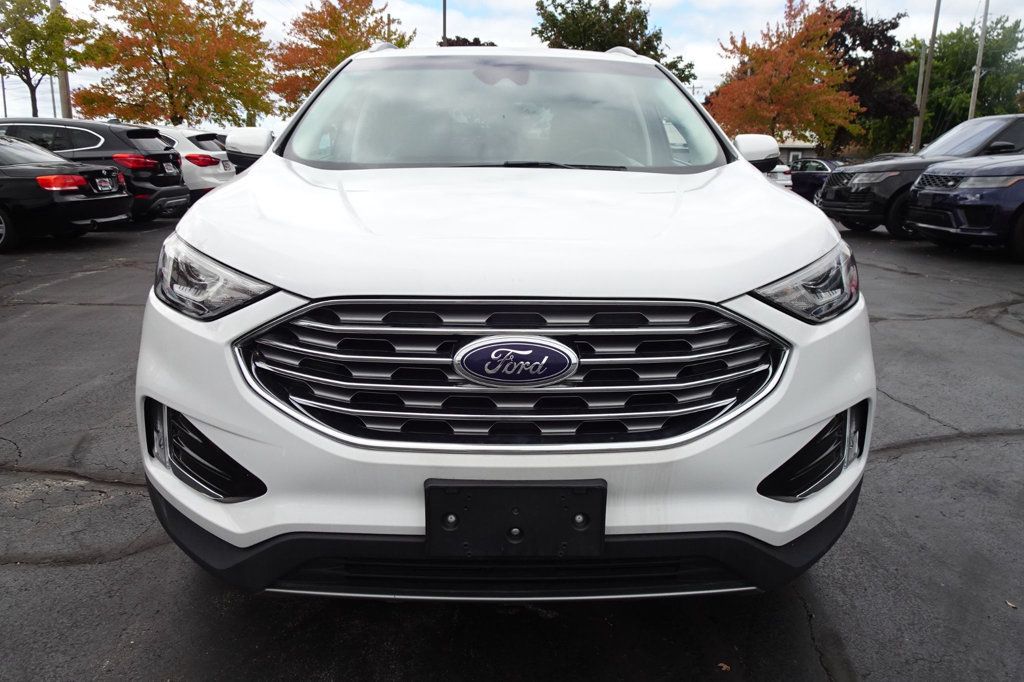 2020 Ford Edge SEL photo 3