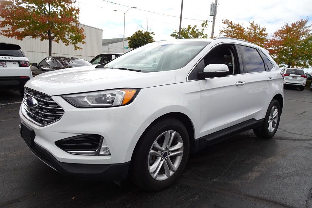 2020 Ford Edge SEL photo 4