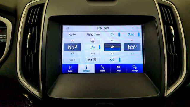 2020 Ford Edge SEL AWD w/ Convenience & Cold Weather Packages - 23003521 - 17