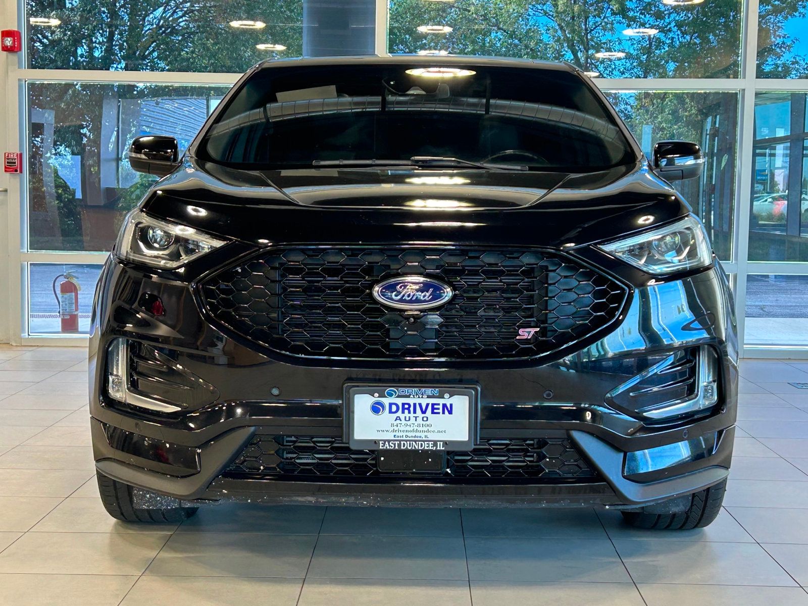 2020 Ford Edge ST photo 2