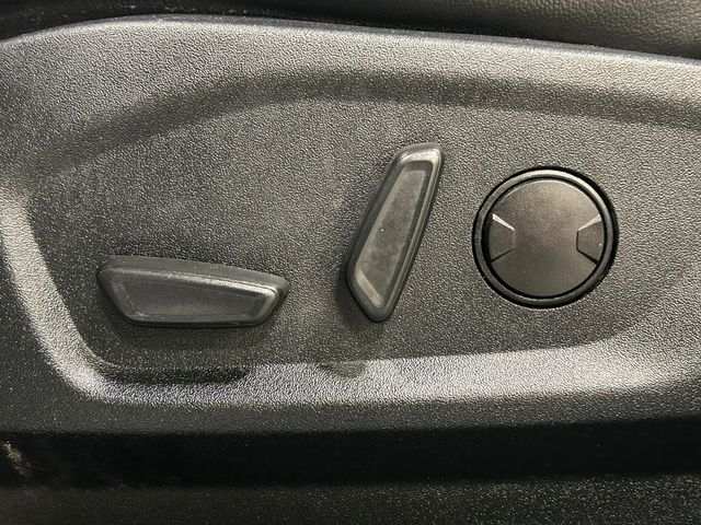 2020 Ford Edge ST AWD - 22867643 - 19