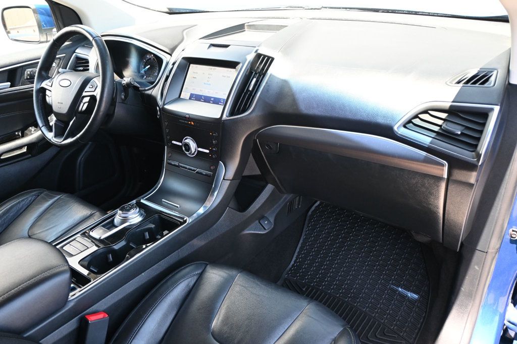 Ford Edge photo 12