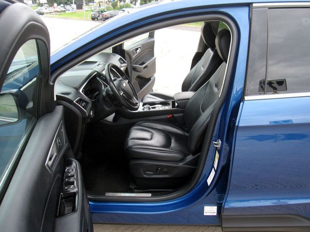 2020 Ford Edge Titanium AWD - 23082579 - 16