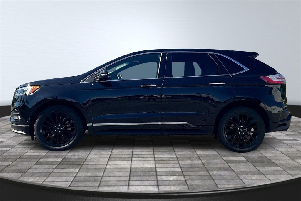 2020 Ford Edge Titanium photo 4