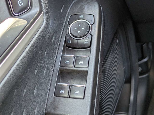 2020 Ford Escape  - 23029313 - 25