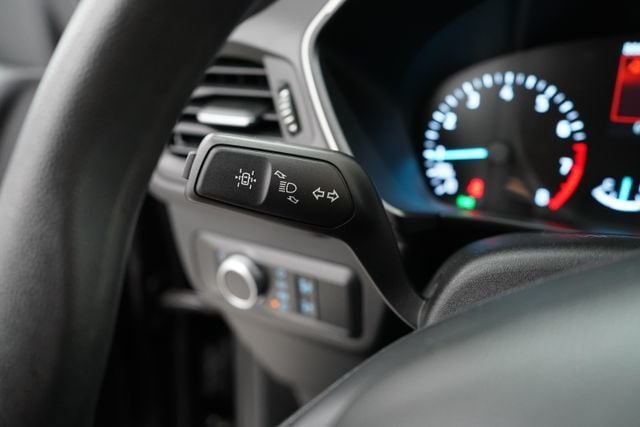 2020 Ford Escape SE - 23077575 - 17