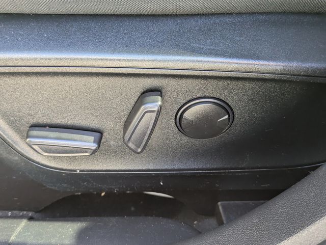 2020 Ford Escape SE AWD - 22983462 - 19