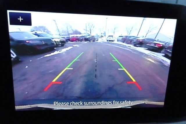 2020 Ford Escape SE AWD - 22955641 - 18