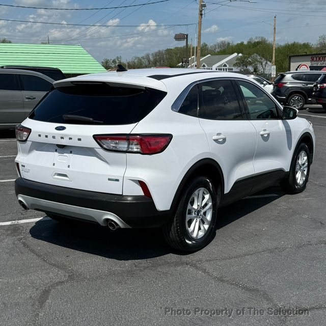 2020 Ford Escape SE AWD w/FORD CO-PILOT, APPLE CARPLAY/ANDROID AUDIO - 23009735 - 17