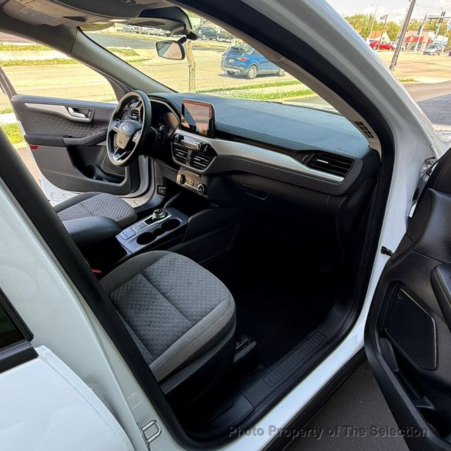 2020 Ford Escape SE AWD w/FORD CO-PILOT, APPLE CARPLAY/ANDROID AUDIO - 23009735 - 44