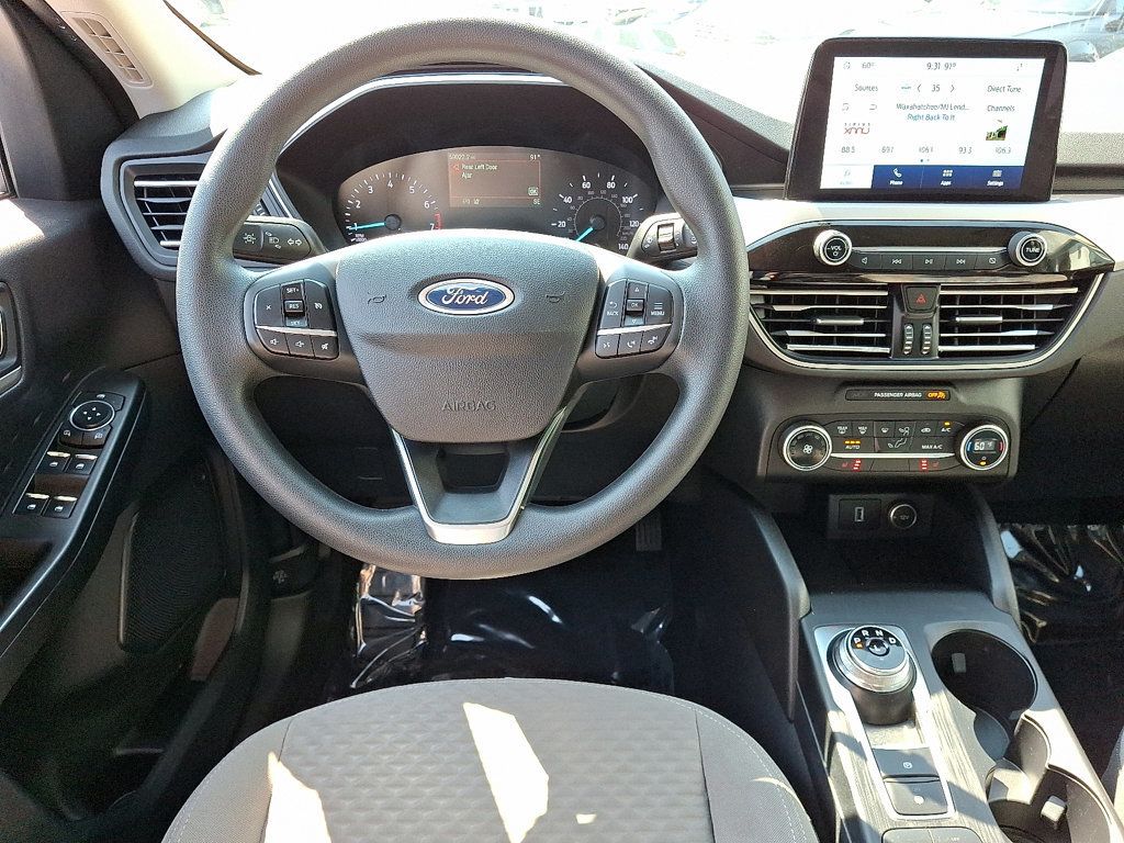 2020 Ford Escape SE photo 12