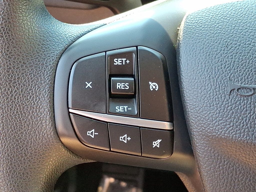 2020 Ford Escape SE photo 20