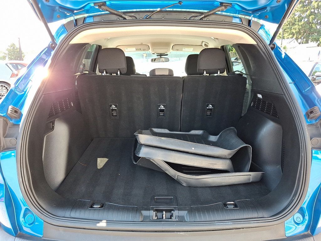 2020 Ford Escape SE photo 26