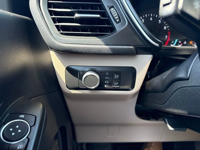 2020 Ford Escape SE FWD - 23030199 - 21