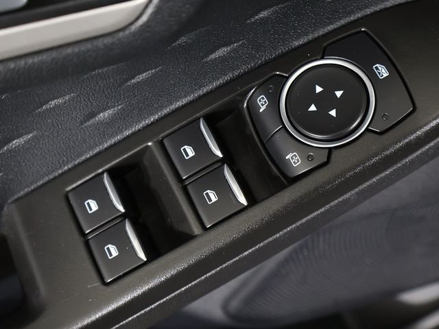 2020 Ford Escape SE FWD - 22948017 - 34