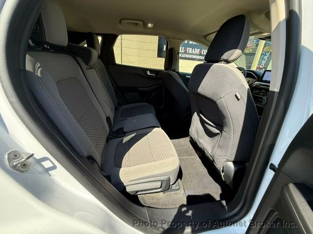 2020 Ford Escape SE FWD - 23078261 - 17