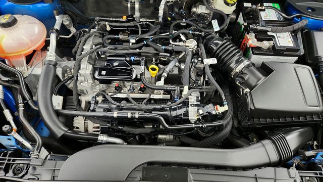 2020 Ford Escape SE FWD - 22945893 - 26