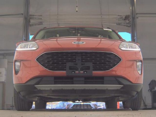 2020 Ford Escape SEL AWD - 23025441 - 3
