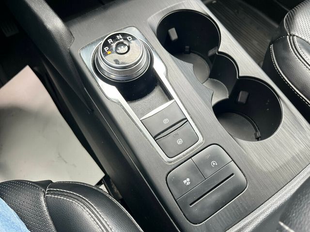 2020 Ford Escape SEL AWD - 23043153 - 30