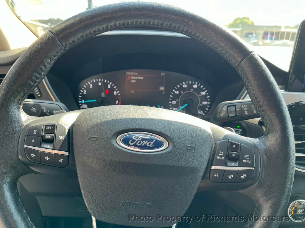 2020 Ford Escape SEL AWD - 22608121 - 13