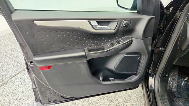 2020 Ford Escape SEL AWD - 22966084 - 9