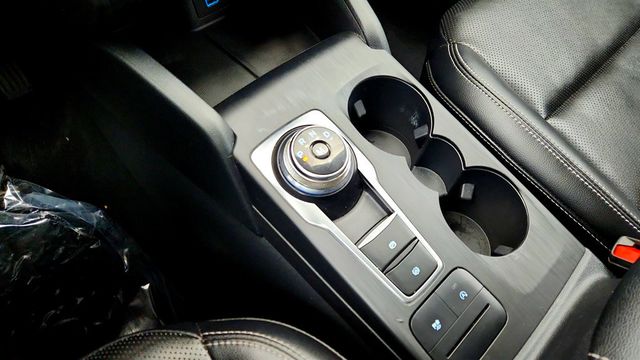 2020 Ford Escape SEL AWD - 22966084 - 15