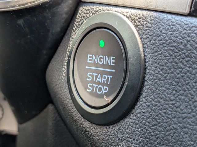 2020 Ford Escape SEL FWD - 23047415 - 28