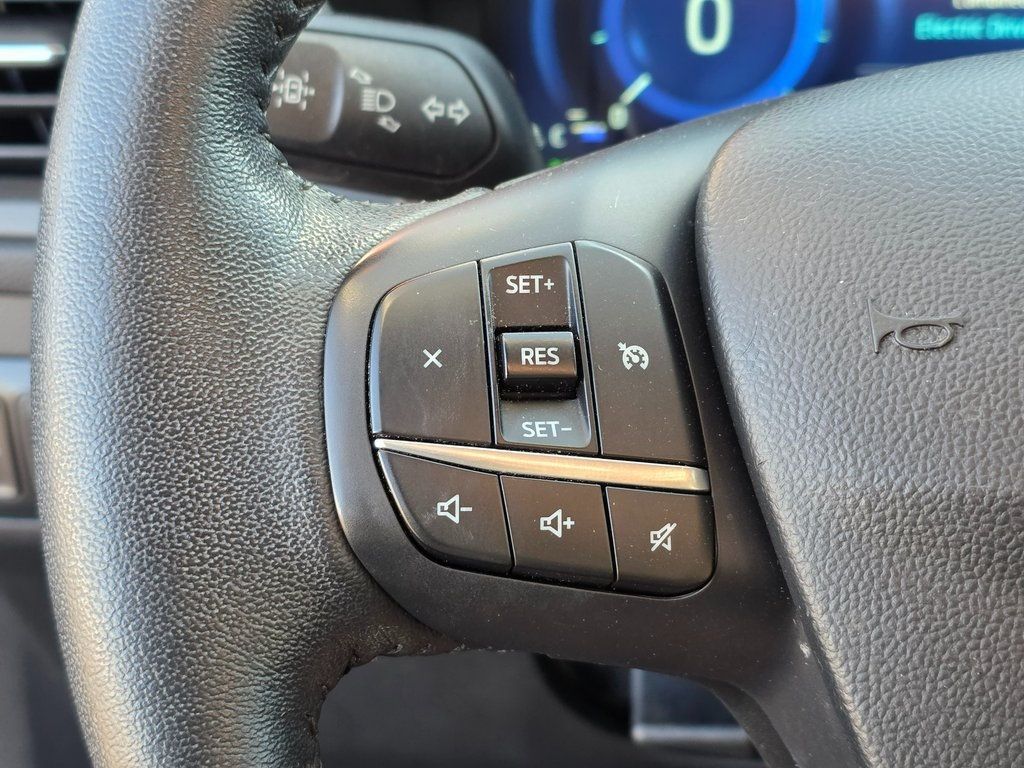 2020 Ford Escape SE Sport Hybrid FWD - 22949544 - 20