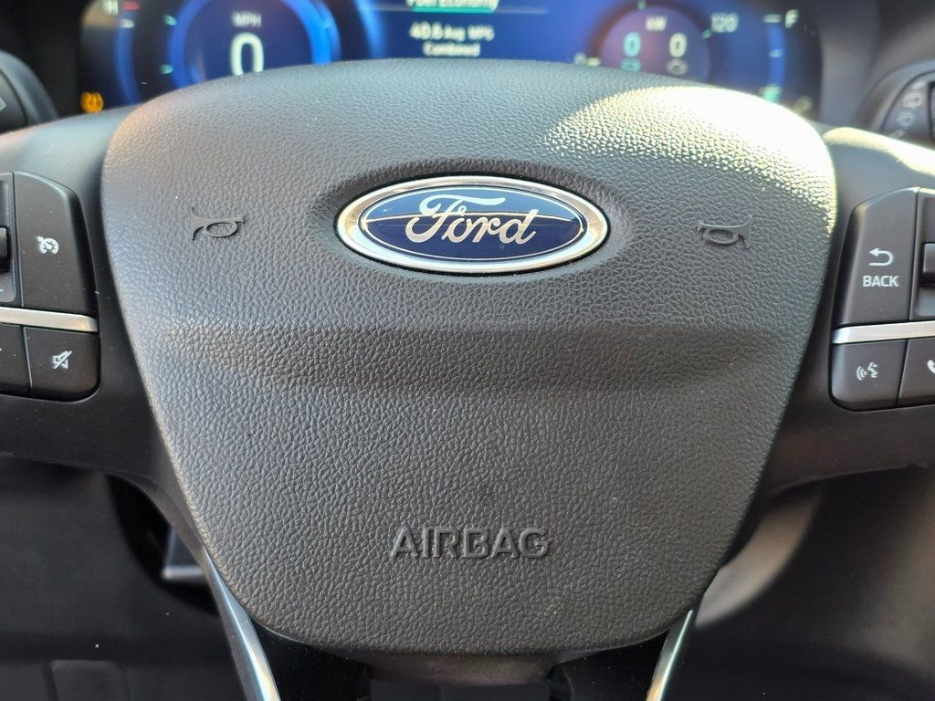 2020 Ford Escape SE Sport Hybrid FWD - 22949544 - 21