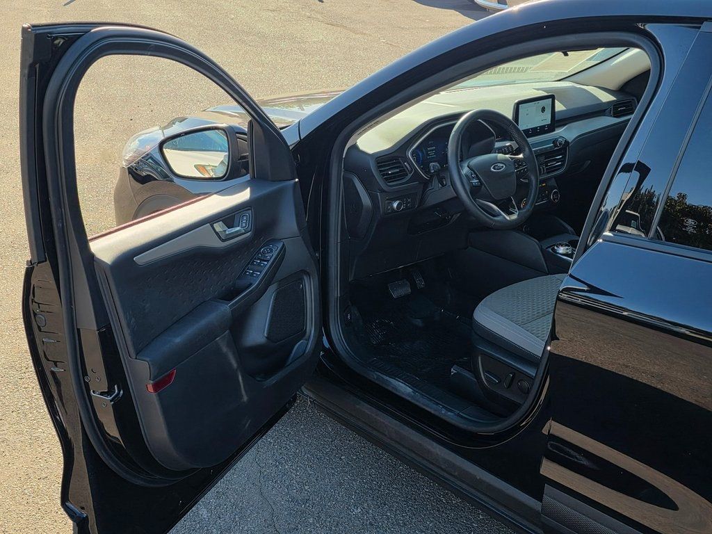 2020 Ford Escape SE Sport Hybrid FWD - 22949544 - 35