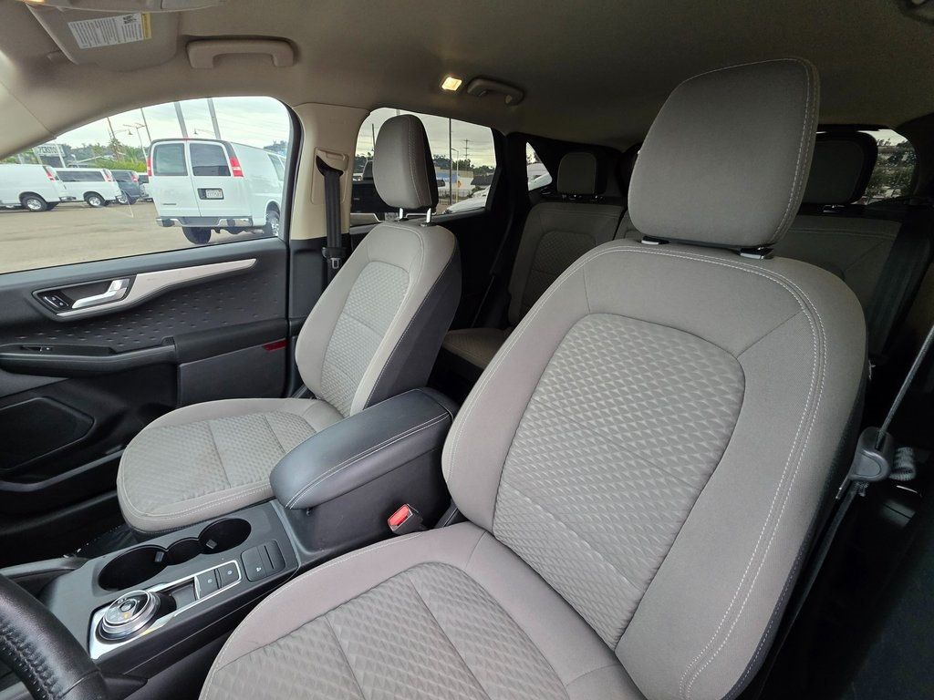 2020 Ford Escape SE Sport Hybrid FWD - 22949544 - 4