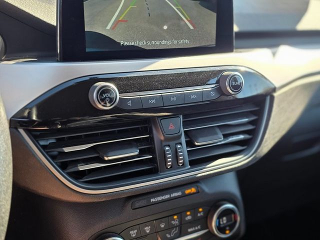 2020 Ford Escape SE Sport Hybrid FWD - 22973424 - 29