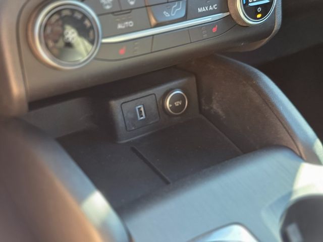 2020 Ford Escape SE Sport Hybrid FWD - 22973424 - 31