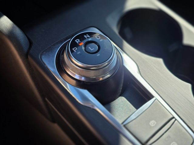 2020 Ford Escape SE Sport Hybrid FWD - 22973424 - 32