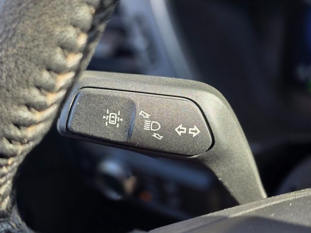 2020 Ford Escape SE Sport Hybrid FWD - 22973424 - 38