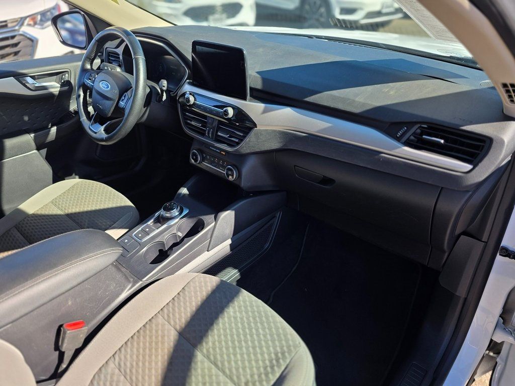 2020 Ford Escape SE Sport Hybrid FWD - 22973424 - 8