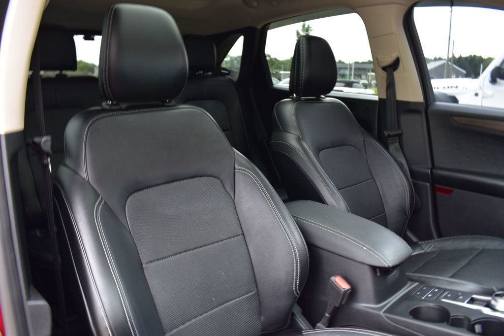 2020 Ford Escape Titanium AWD - 23067706 - 14