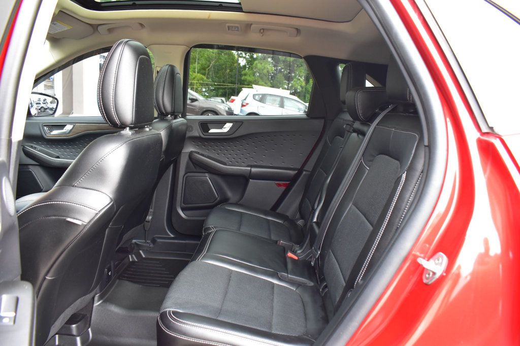 2020 Ford Escape Titanium AWD - 23067706 - 19