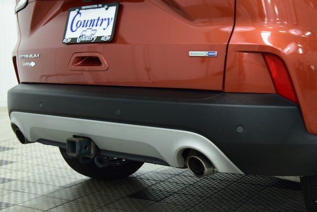 2020 Ford Escape Titanium AWD - 22902859 - 18