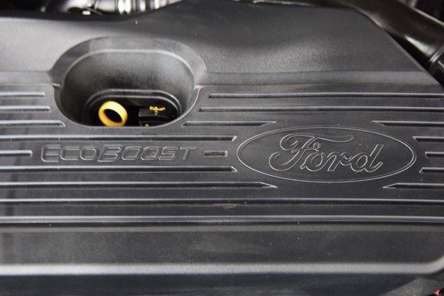 2020 Ford Escape Titanium AWD - 22902859 - 28