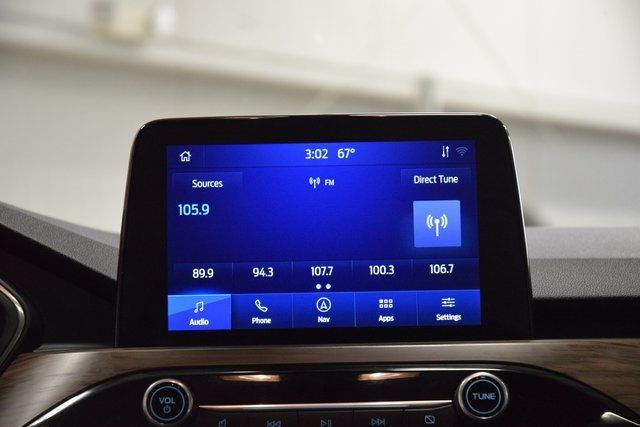 2020 Ford Escape Titanium AWD - 22902859 - 30