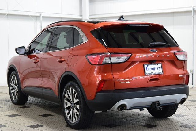 2020 Ford Escape Titanium AWD - 22902859 - 5