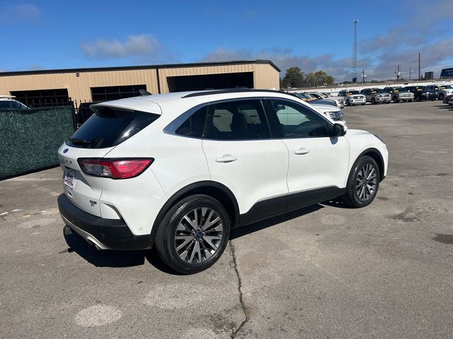 2020 Ford Escape Titanium AWD - 22941336 - 3