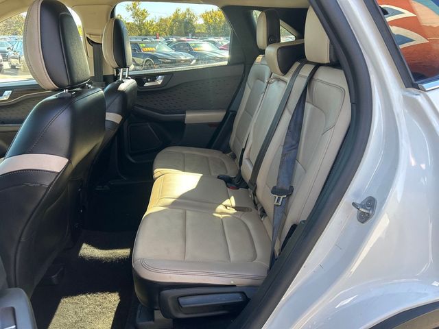 2020 Ford Escape Titanium AWD - 22941336 - 6