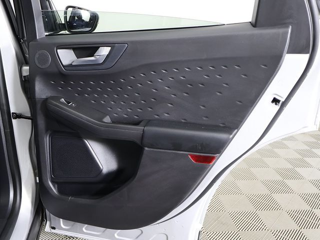 2020 Ford Escape Titanium AWD - 22941615 - 26