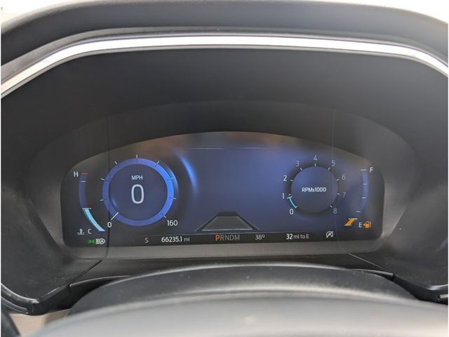 2020 Ford Escape Titanium AWD - 22945259 - 19