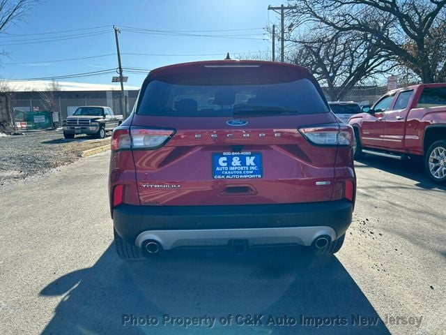 2020 Ford Escape Titanium AWD - 22764960 - 11