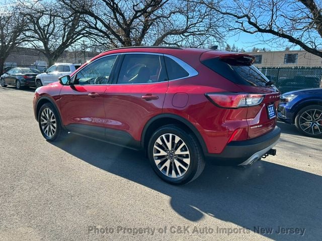 2020 Ford Escape Titanium AWD - 22764960 - 15