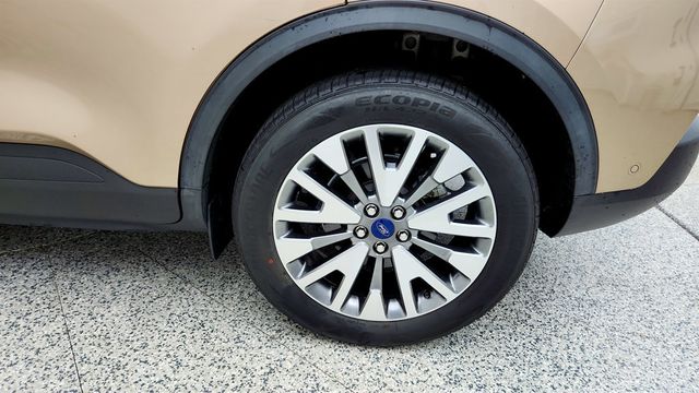 2020 Ford Escape Titanium AWD - 23036241 - 8