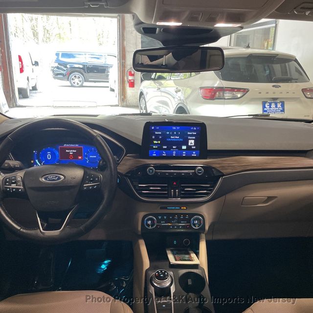 2020 Ford Escape Titanium AWD,PREMIUM PACKAGE,PANORAMA,NAV,CO-PILOT360,HEADS UP - 23014843 - 12